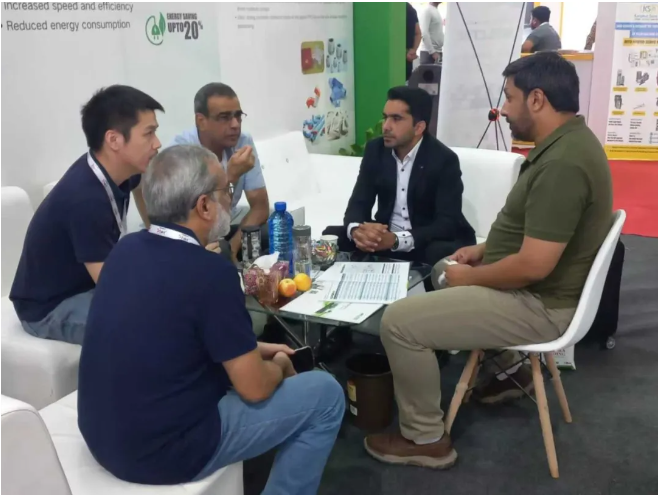 華大機械綻放卡拉奇：先進注塑技術(shù)助力巴基斯坦市場